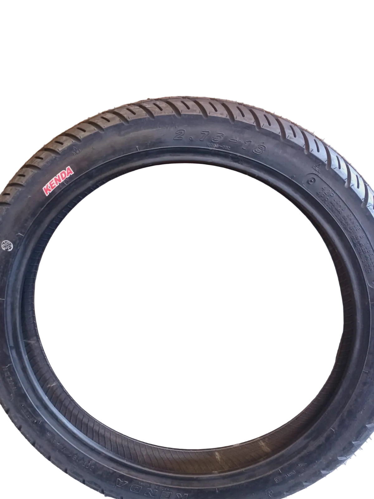 Kenda 2.75-18 tyre