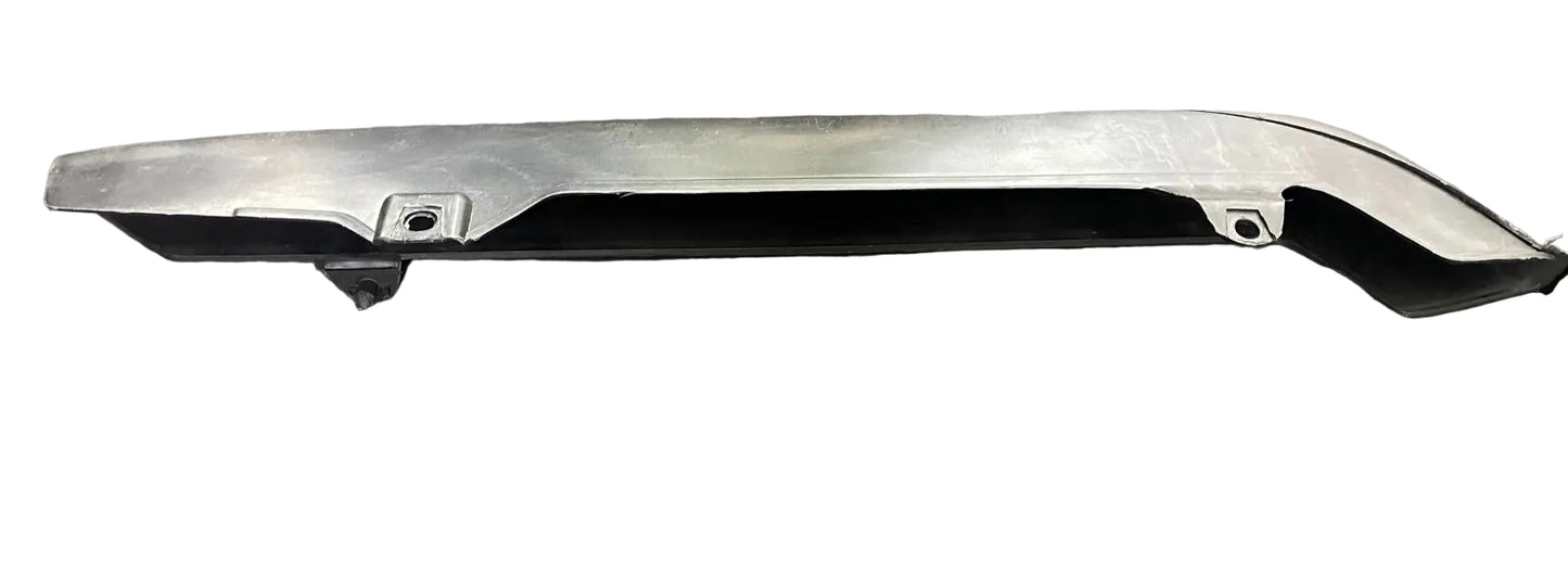 Superlight 200 chain guard