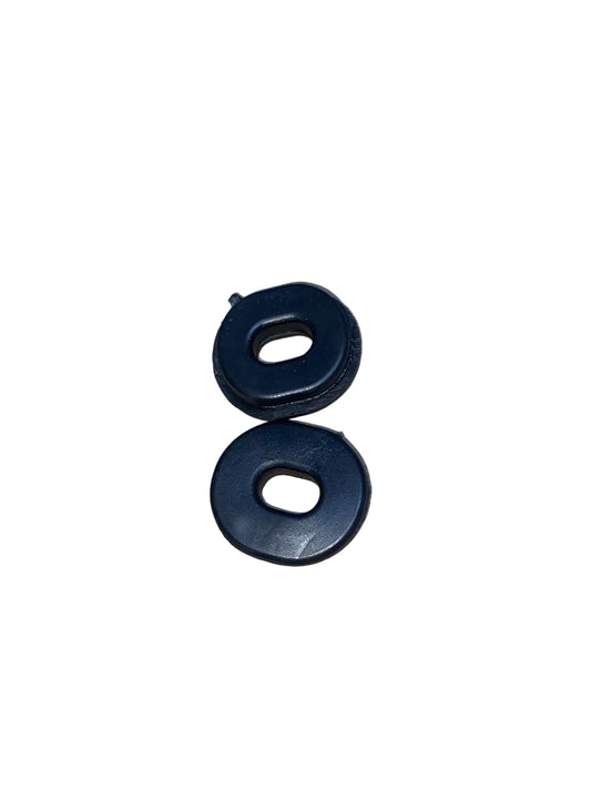 Small side panel clips